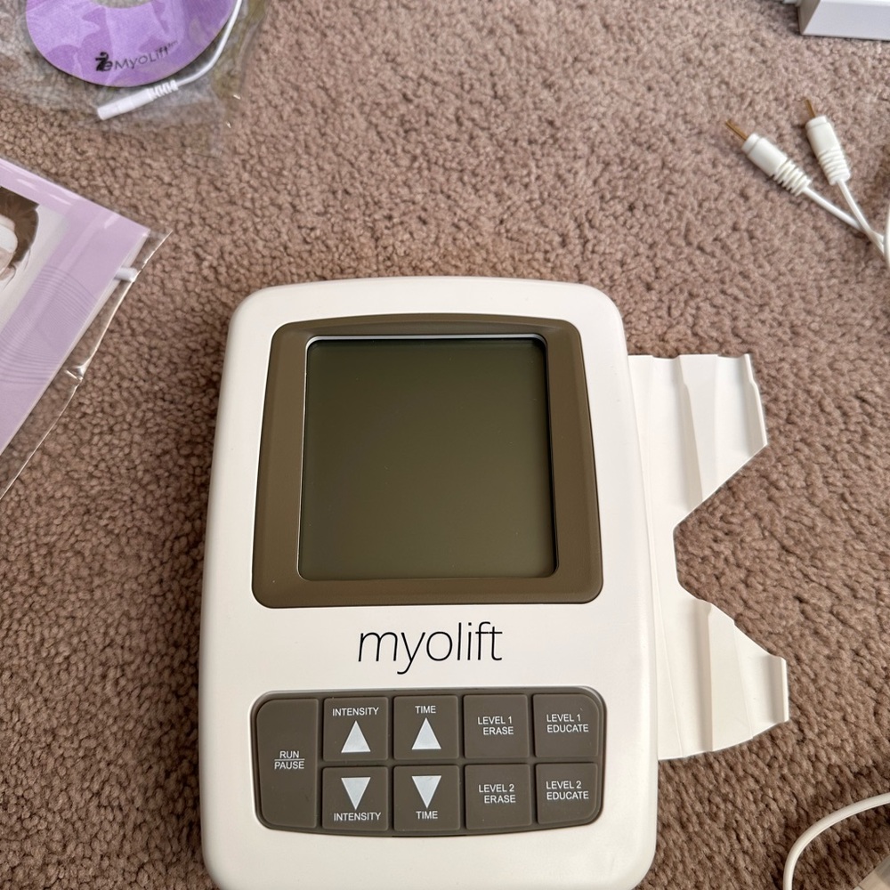 Myolift mini microcurrent device